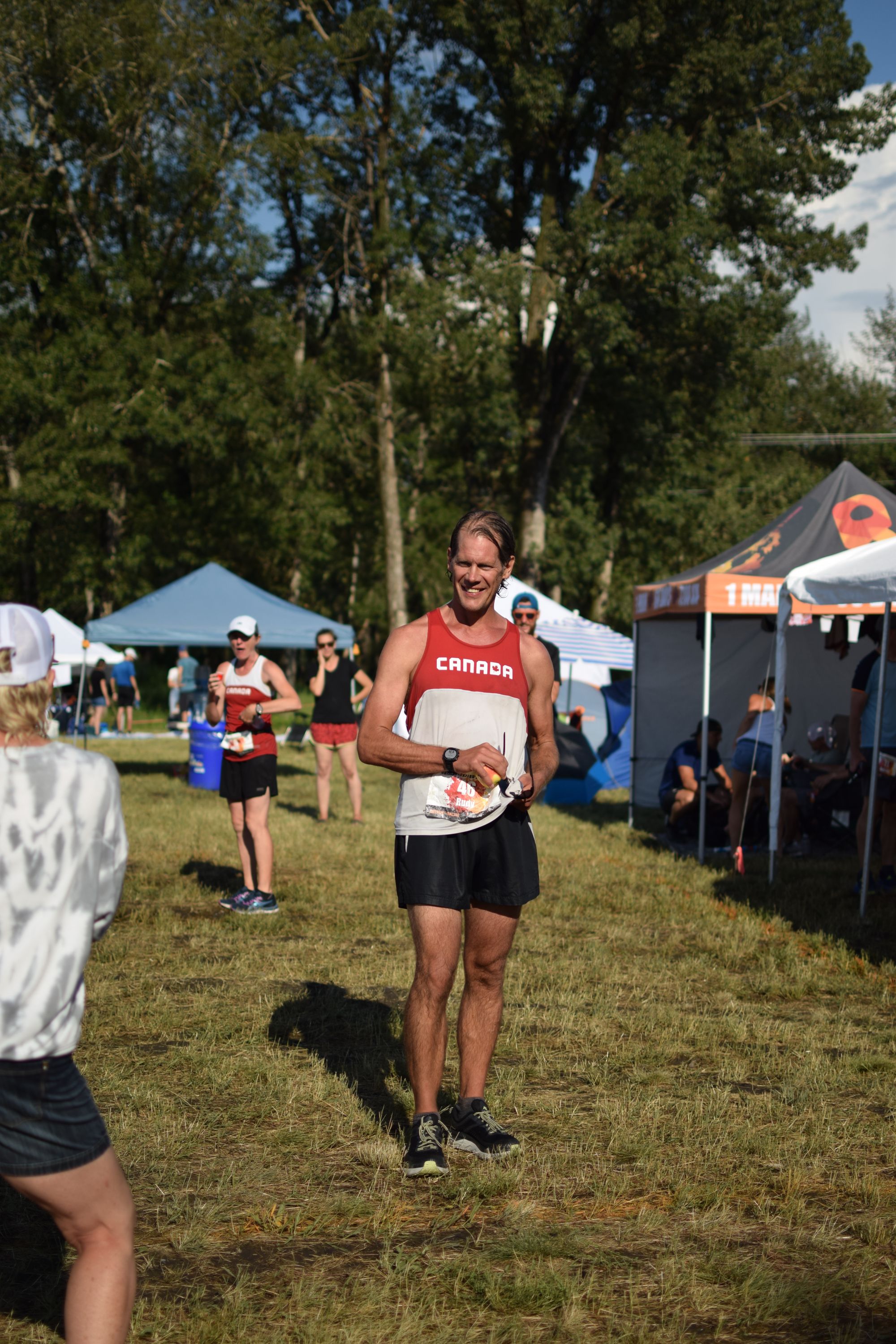 GALLERY Runners battle the elements for over 24 hours in Backyard